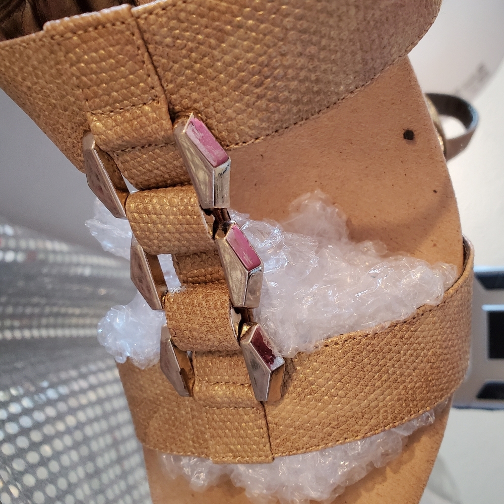 Anne Klein Tan Sandals S 9M - Picture 4 of 7